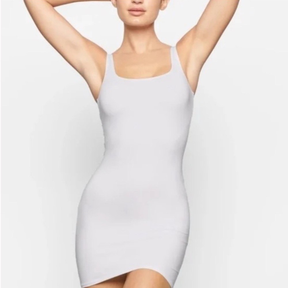 SKIMS *NWT ONE piece Swim Tank Dress Coverup | Marble | M